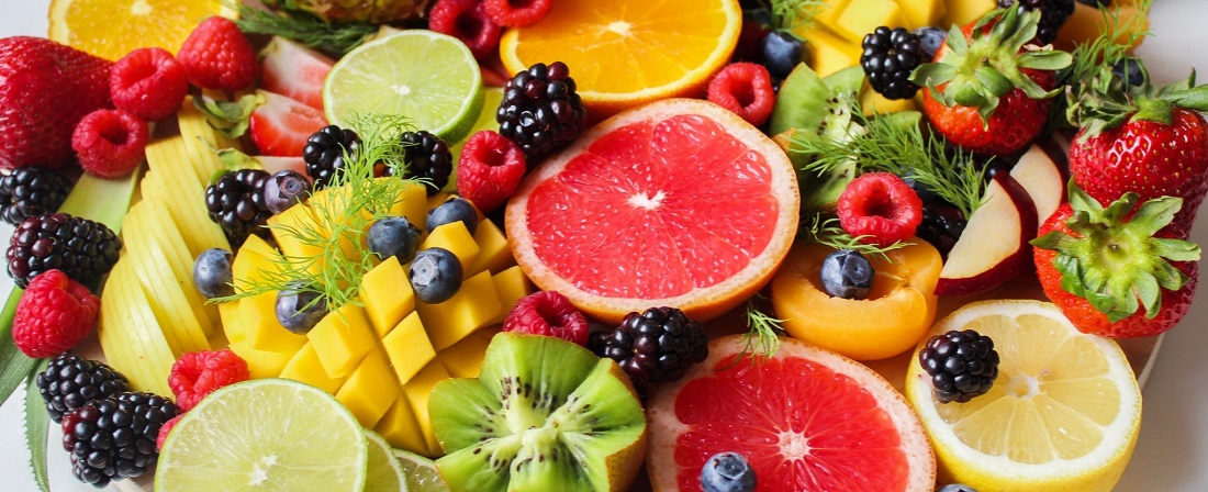 fruits and berries vegetarian diet